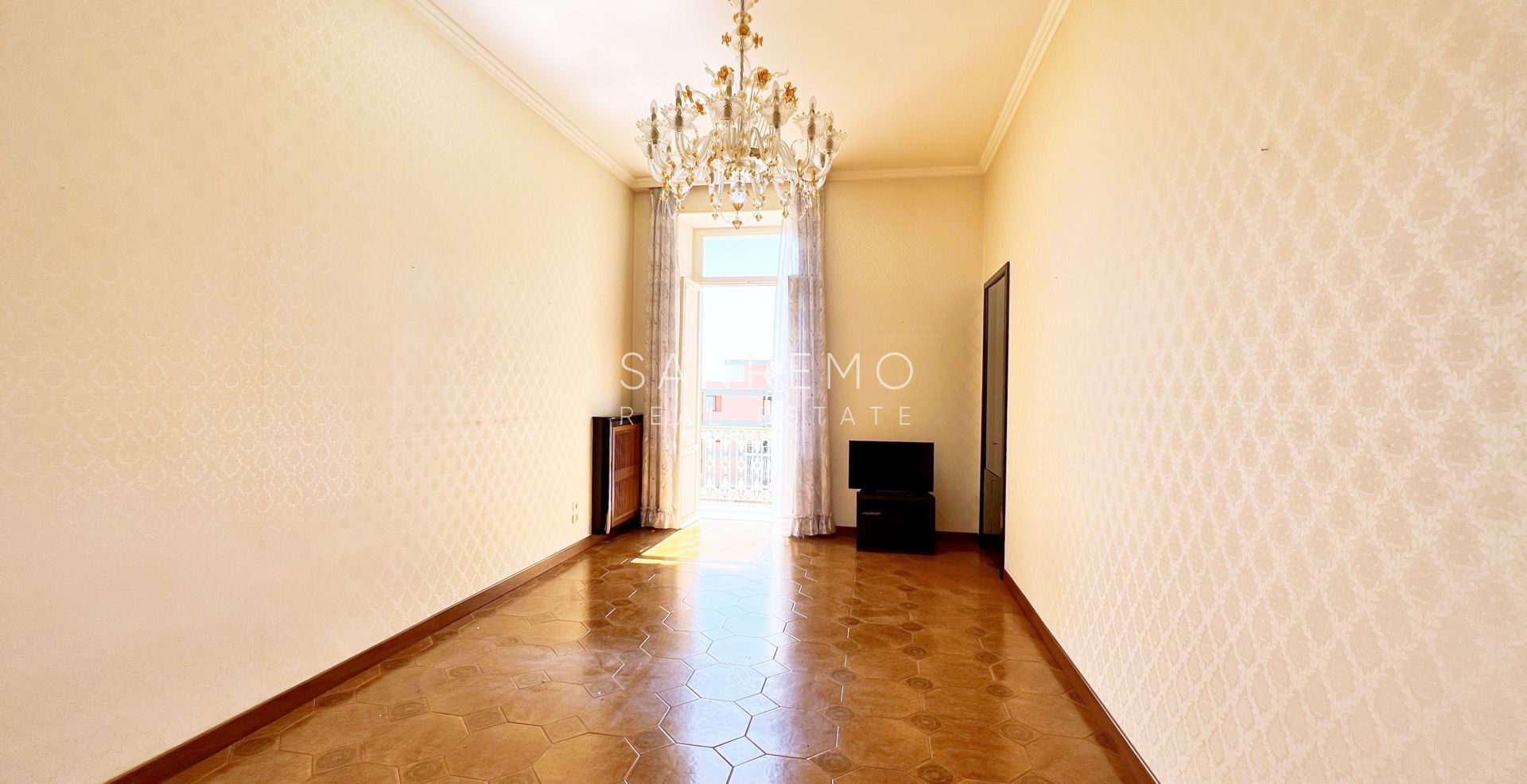 Appartamento con terrazzo e vista mare