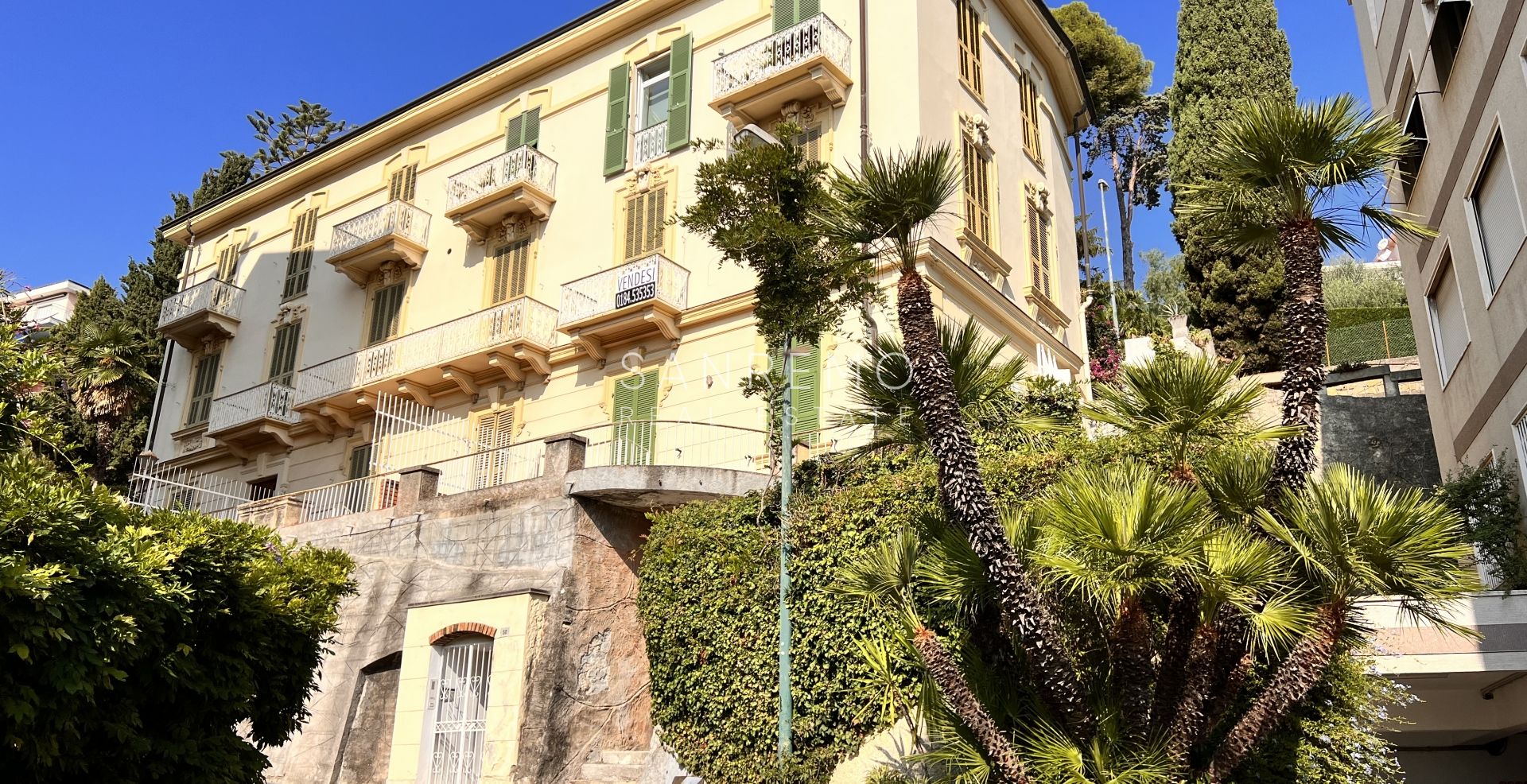 Appartamento con terrazzo e vista mare
