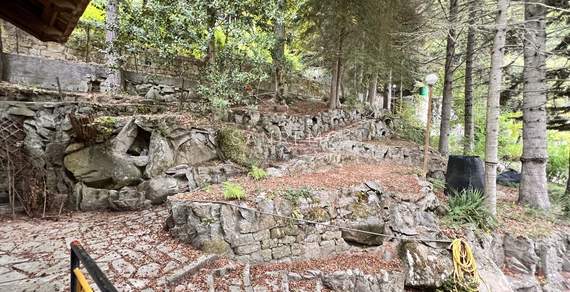 Villa su 2 livelli con vista panoramica su Sanremo