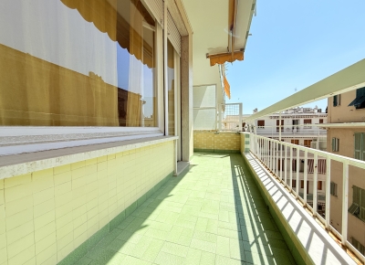 Ampio monolocale con terrazzo a pochi passi dal Casinò