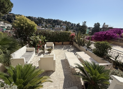 Bilocale con ampia terrazza immersa nel verde